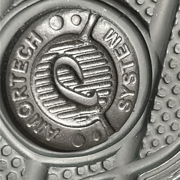 PEGADA black leather slip on oxford shoes. Elastic laces and material to slip on - Picture 7 of 13